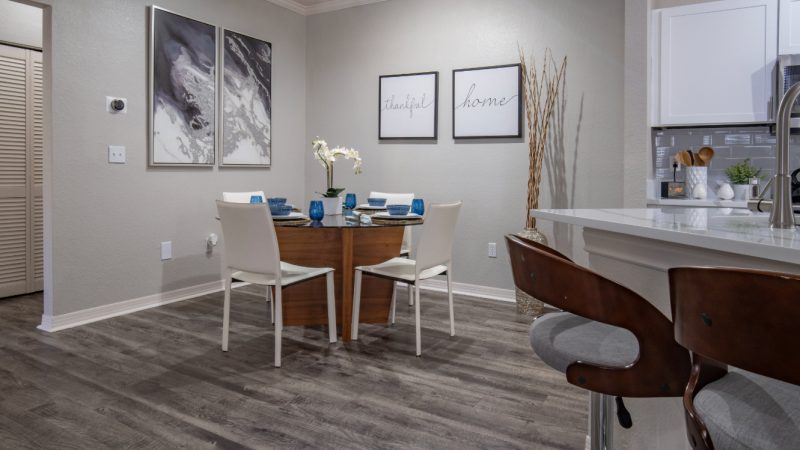 EndersPlaceatBaldwinPark_LuxuryApartmentCommunity_Kitchen_OrlandoFL