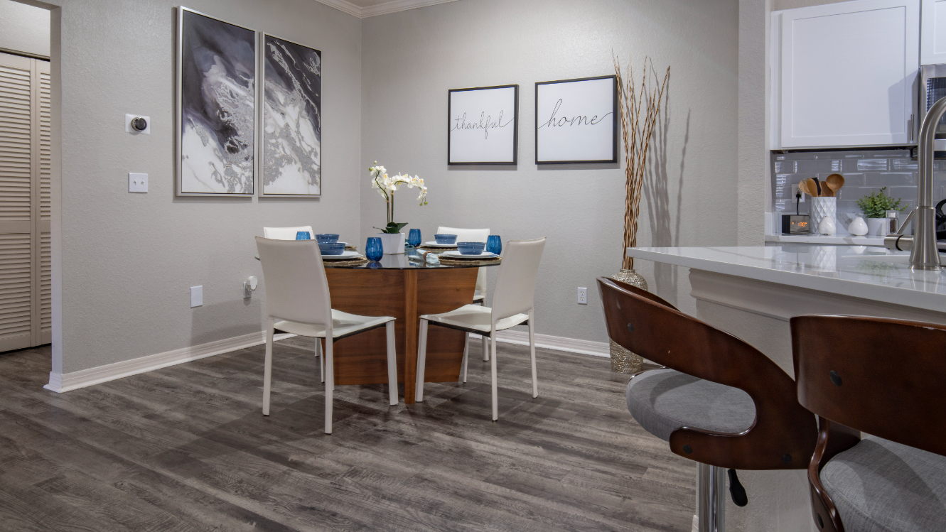 EndersPlaceatBaldwinPark_LuxuryApartmentCommunity_Kitchen_OrlandoFL