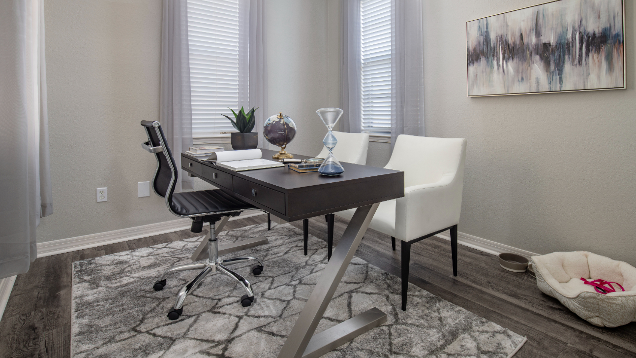 EndersPlaceatBaldwinPark_LuxuryApartmentCommunity_Office_OrlandoFL